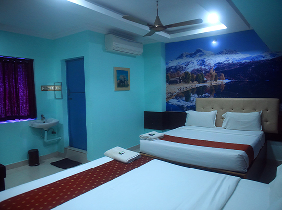 Deluxe AC Double